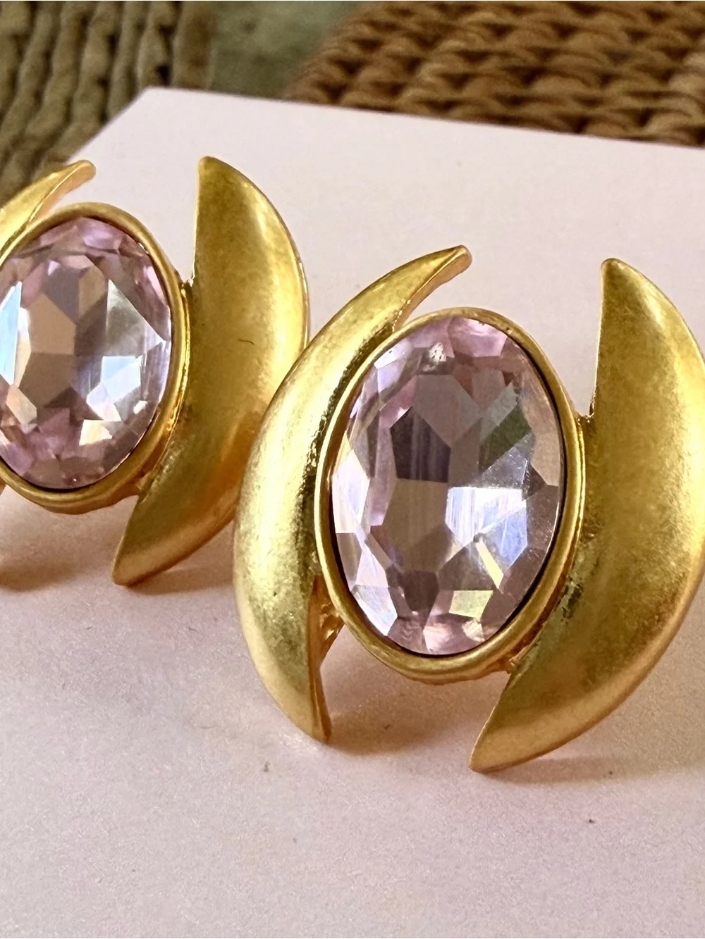 OSCAR DE LA RENTA Lt. Rose Pink/Gold  Crystal Earrings ✨SIGNED✨Post Back